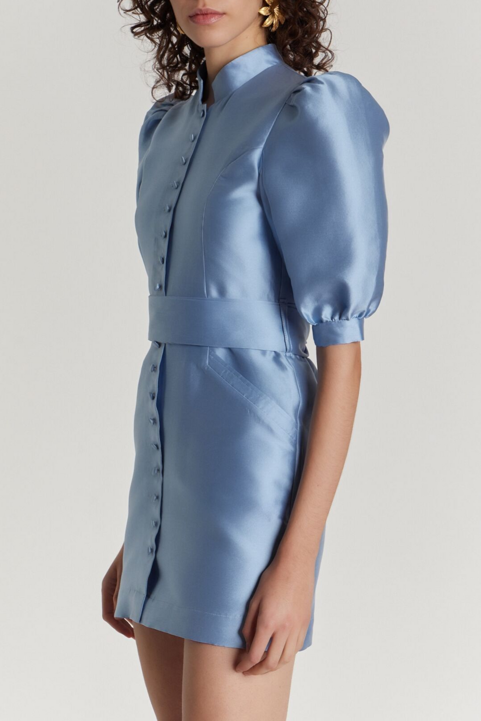 satin puff sleeve dress Mini with sleeves - Niagara Blue Tulle Ombre Wedding Black and a front leg Vanilla Cream Color:MEDITERRANEA