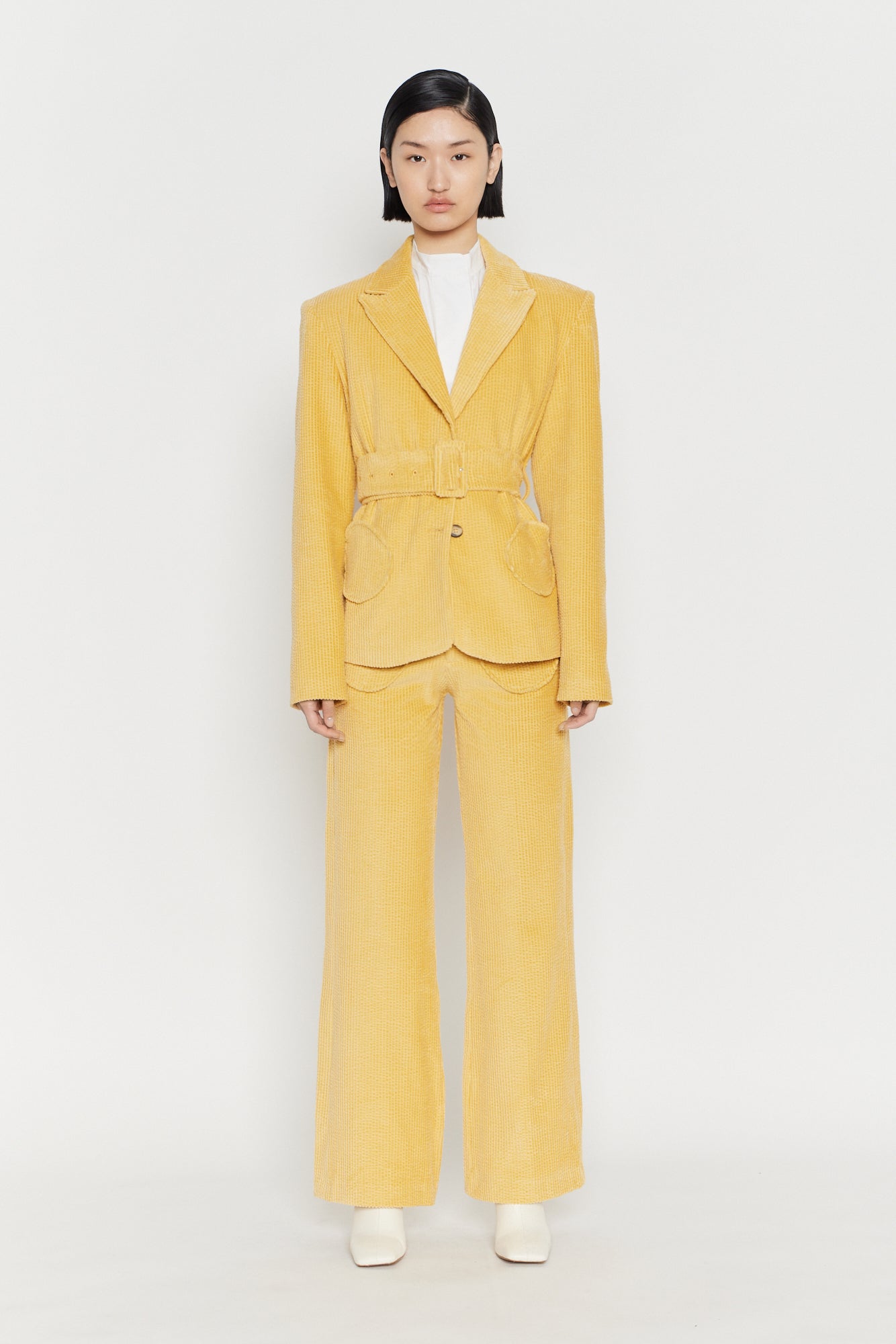 Velvet yellow tailored jacket