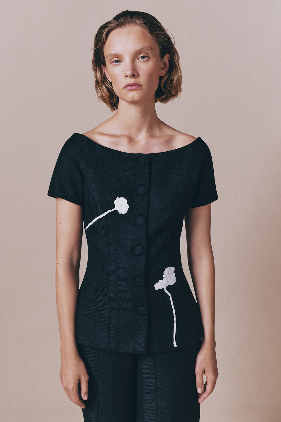 Black virgin wool top with floral embroidery - M Black virgin wool top with floral embroidery - M