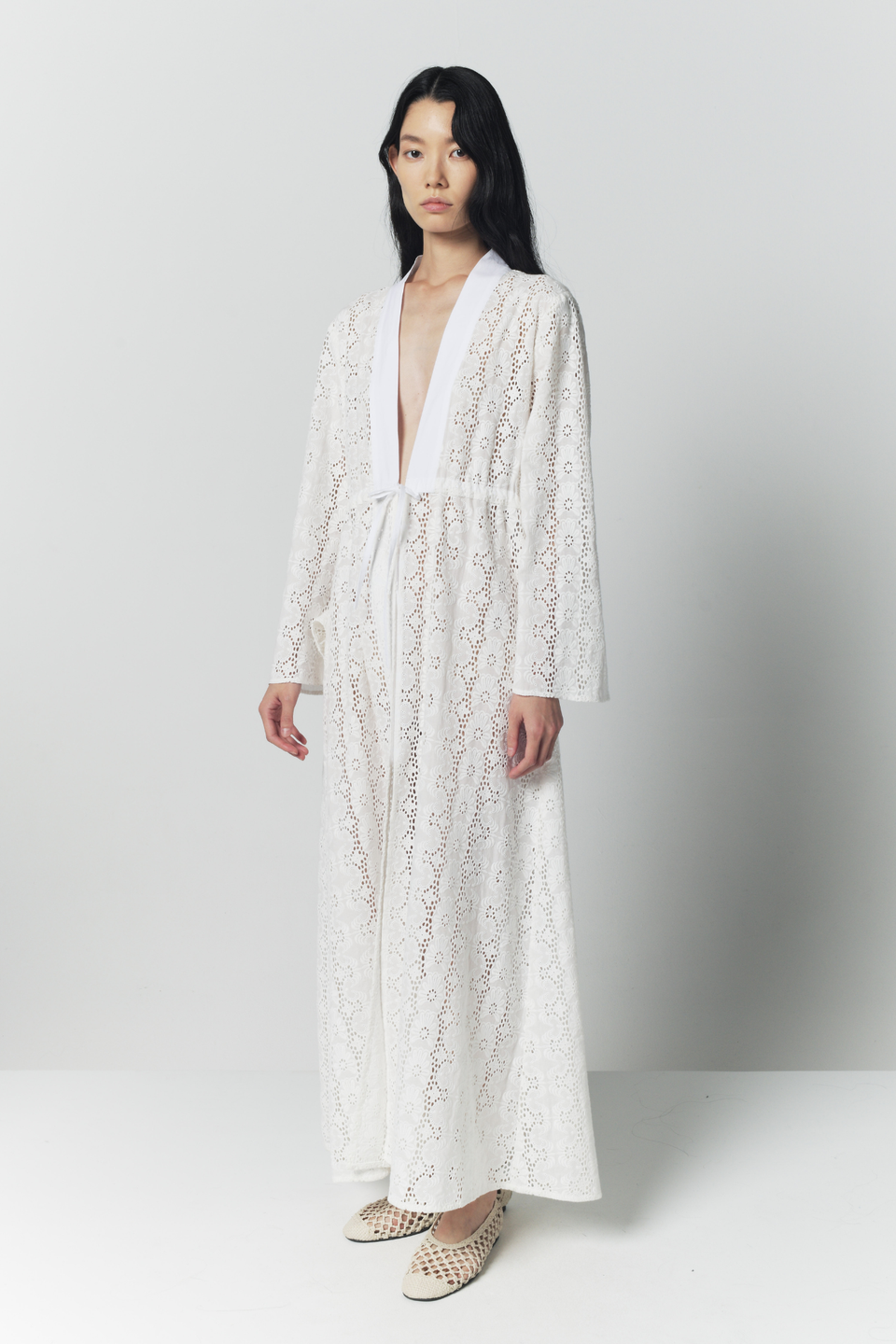 Embroidered cotton maxi dress with tie waist detail - White