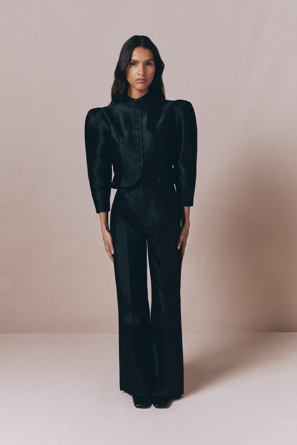 Black satin puff sleeve jacket – DESTREE