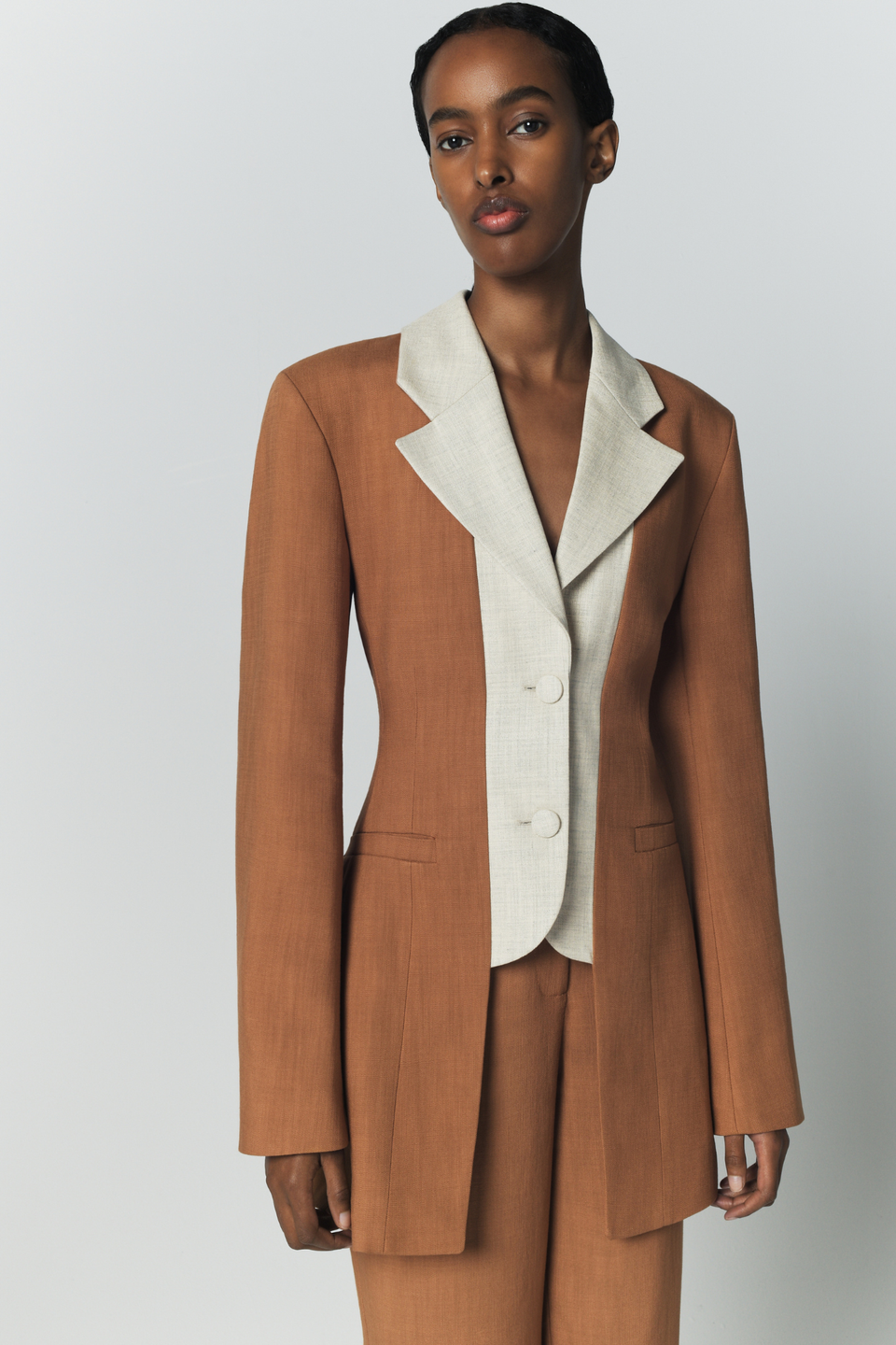 ARGUE - 【m-h】　argue LINEN JACKET DARK CAMEL Two-tone camel jacket with contrasting lapel – DESTREE