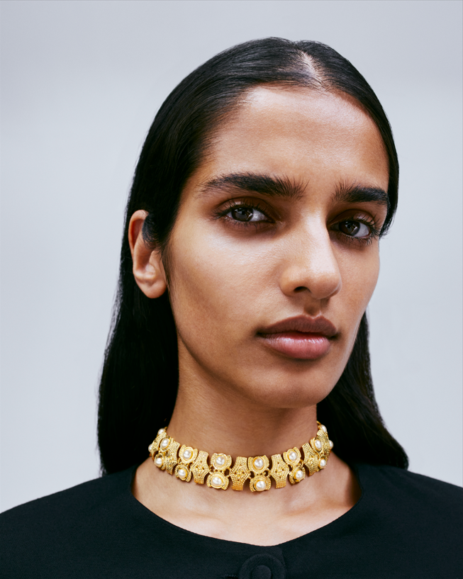 Vintage Inspired Gold Choker Necklace with Pearl DESTREE