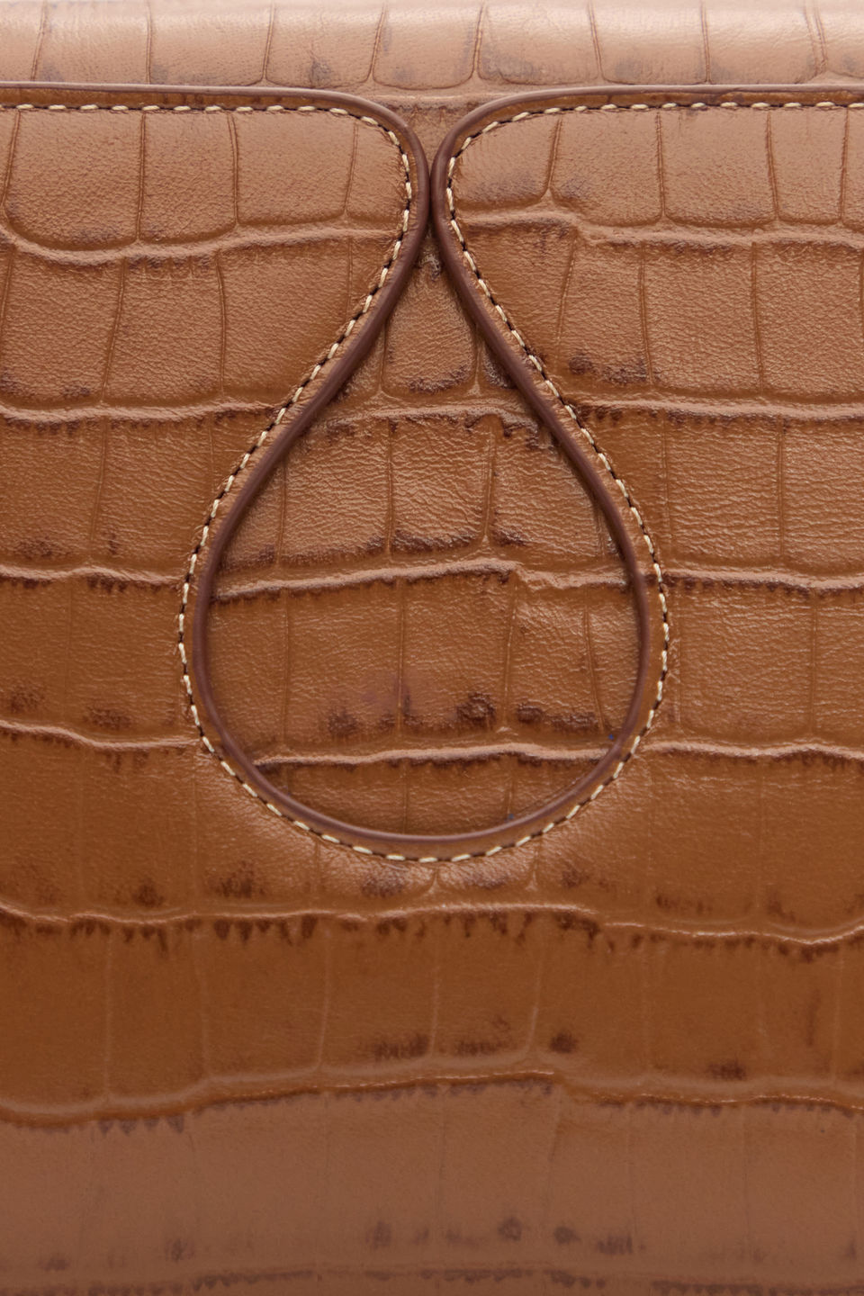 Gabrielle M croc-embossed leather shoulder bag — Camel – DESTREE